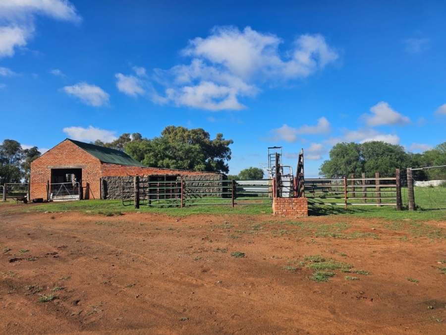 3 Bedroom Property for Sale in Bloemfontein Rural Free State